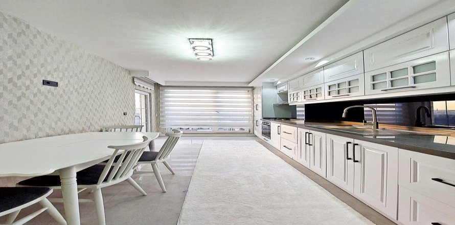 آپارتمان در در Kilic Marina Beylikduezue ، امارات متحده عربی 2 خوابه ، 152.5 متر مربع.  شماره 68954