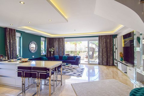 آپارتمان در  Alanya ، امارات متحده عربی 3 خوابه ، 195 متر مربع.  شماره 67512 - 22