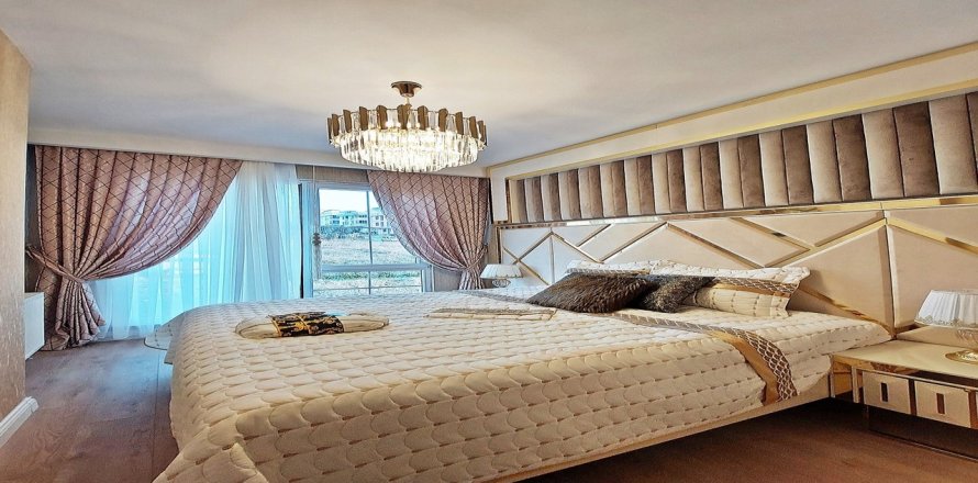 آپارتمان در در Kilic Marina Beylikduezue ، امارات متحده عربی 3 خوابه ، 177.27 متر مربع.  شماره 68955