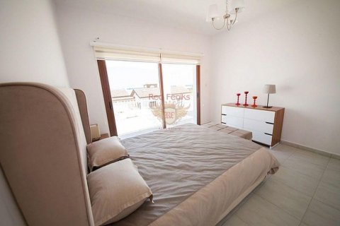 آپارتمان در  Girne ، امارات متحده عربی 2 خوابه ، 77 متر مربع.  شماره 71192 - 15