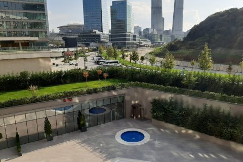 آپارتمان در Sariyer،  Istanbul ، امارات متحده عربی 3 خوابه ، 176 متر مربع.  شماره 68625 - 1