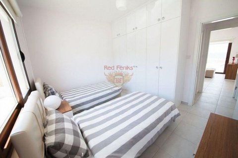 آپارتمان در  Girne ، امارات متحده عربی 2 خوابه ، 77 متر مربع.  شماره 71192 - 18