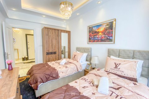 آپارتمان در  Mahmutlar ، امارات متحده عربی 3 خوابه ، 140 متر مربع.  شماره 71344 - 18