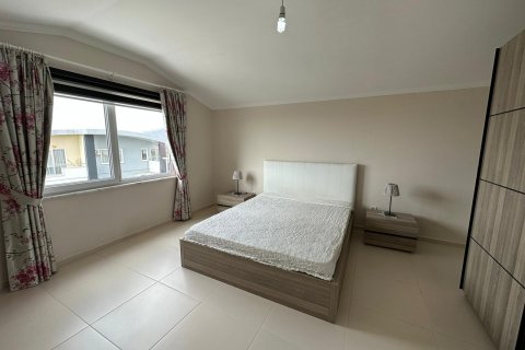 آپارتمان در Tosmur،  Alanya ، امارات متحده عربی 4 خوابه ، 220 متر مربع.  شماره 71822 - 9
