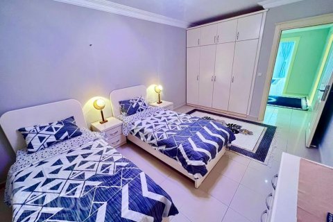 آپارتمان در  Mahmutlar ، امارات متحده عربی 2 خوابه ، 145 متر مربع.  شماره 67760 - 17