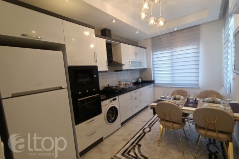 آپارتمان در  Mahmutlar ، امارات متحده عربی 2 خوابه ، 135 متر مربع.  شماره 67827 - 8