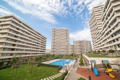 آپارتمان در Bayrampasa،  Istanbul ، امارات متحده عربی 3 خوابه  شماره 68830 - 1