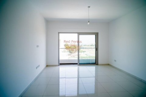 آپارتمان در  Girne ، امارات متحده عربی 2 خوابه ، 102 متر مربع.  شماره 71186 - 8
