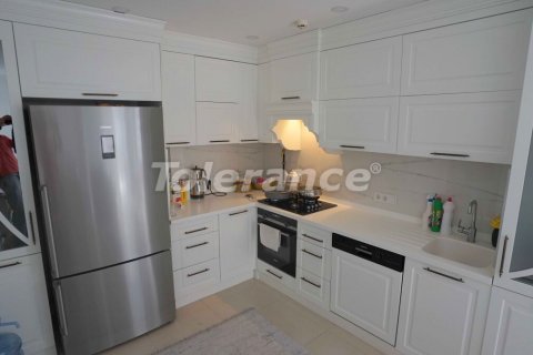 آپارتمان در Lara،  Antalya ، امارات متحده عربی 3 خوابه ، 165 متر مربع.  شماره 67002 - 18