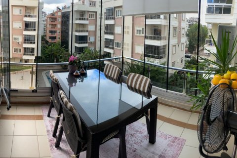 آپارتمان در Konyaalti،  Antalya ، امارات متحده عربی 2 خوابه ، 115 متر مربع.  شماره 71101 - 13