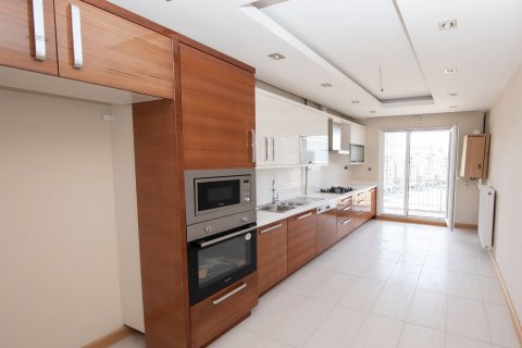 آپارتمان در در Hilal Konaklari Beylikduezue ، امارات متحده عربی 4 خوابه ، 202 متر مربع.  شماره 69121 - 6