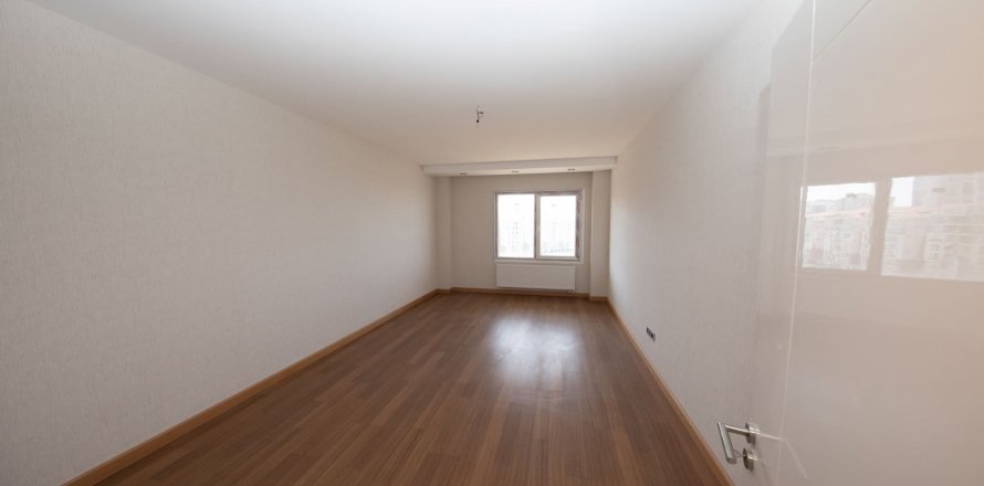 آپارتمان در در Hilal Konaklari Beylikduezue ، امارات متحده عربی 4 خوابه ، 202 متر مربع.  شماره 69121