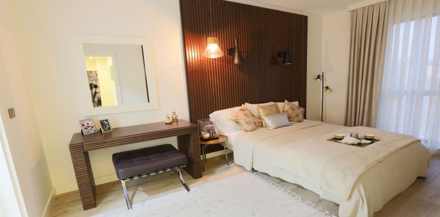 آپارتمان در Küçükçekmece، در Babacan Royal Gold Istanbul ، امارات متحده عربی 2 خوابه ، 94 متر مربع.  شماره 69795