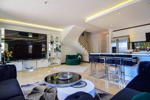 آپارتمان در  Alanya ، امارات متحده عربی 3 خوابه ، 195 متر مربع.  شماره 67512 - 24