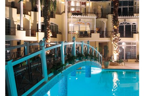 هتل در  Didim ، امارات متحده عربی 12500 متر مربع.  شماره 69265 - 2