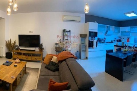 آپارتمان در  Girne ، امارات متحده عربی 3 خوابه ، 132 متر مربع.  شماره 71218 - 13