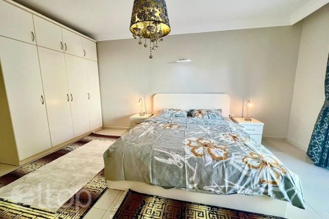 آپارتمان در  Mahmutlar ، امارات متحده عربی 2 خوابه ، 145 متر مربع.  شماره 67760 - 13