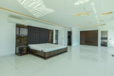 ویلا در Tepe،  Alanya ، امارات متحده عربی 4 خوابه ، 360 متر مربع.  شماره 67719 - 15