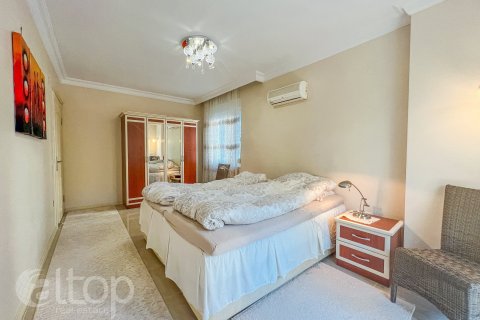 آپارتمان در  Mahmutlar ، امارات متحده عربی 2 خوابه ، 120 متر مربع.  شماره 69828 - 14