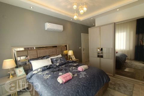 آپارتمان در  Mahmutlar ، امارات متحده عربی 2 خوابه ، 135 متر مربع.  شماره 67827 - 13