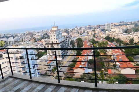 آپارتمان در  Girne ، امارات متحده عربی 3 خوابه ، 145 متر مربع.  شماره 47027 - 19