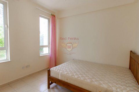 آپارتمان در  Girne ، امارات متحده عربی 3 خوابه ، 117 متر مربع.  شماره 77082 - 9