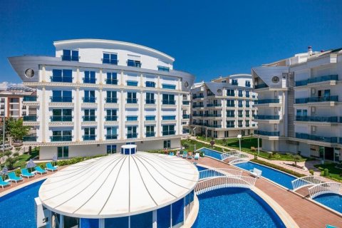 آپارتمان در Konyaalti،  Antalya ، امارات متحده عربی 2 خوابه ، 90 متر مربع.  شماره 72913 - 1