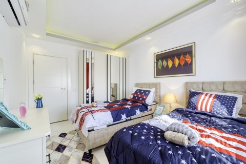 آپارتمان در  Mahmutlar ، امارات متحده عربی 3 خوابه ، 220 متر مربع.  شماره 79507 - 16