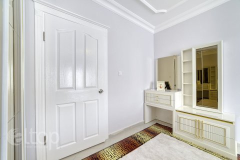 آپارتمان در  Mahmutlar ، امارات متحده عربی 2 خوابه ، 135 متر مربع.  شماره 50524 - 23