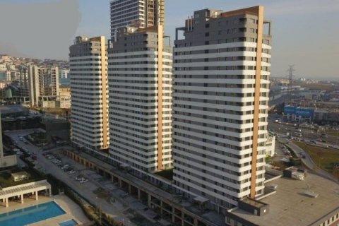 آپارتمان در  Esenyurt ، امارات متحده عربی 3 خوابه ، 181 متر مربع.  شماره 76269 - 1