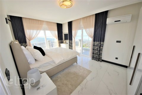 ویلا در  Alanya ، امارات متحده عربی 3 خوابه ، 210 متر مربع.  شماره 64263 - 15