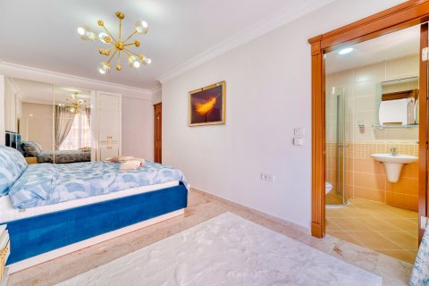 آپارتمان در  Alanya ، امارات متحده عربی 2 خوابه ، 120 متر مربع.  شماره 76480 - 4
