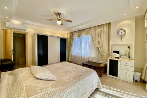 ویلا در Dinek،  Alanya ، امارات متحده عربی 3 خوابه ، 230 متر مربع.  شماره 77303 - 3
