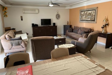 آپارتمان در  Alanya ، امارات متحده عربی 2 خوابه ، 165 متر مربع.  شماره 76624 - 19