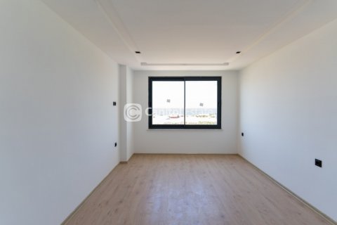 آپارتمان در  Antalya ، امارات متحده عربی 1 خوابه ، 115 متر مربع.  شماره 74295 - 2