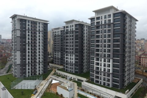 آپارتمان در Gaziosmanpasa،  Istanbul ، امارات متحده عربی 2 خوابه ، 114 متر مربع.  شماره 76479 - 9