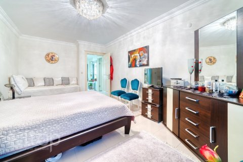 آپارتمان در  Mahmutlar ، امارات متحده عربی 2 خوابه ، 170 متر مربع.  شماره 80281 - 24