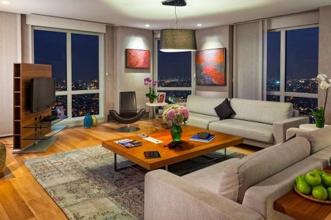 آپارتمان در  Istanbul ، امارات متحده عربی 1 خوابه ، 88 متر مربع.  شماره 81613 - 6