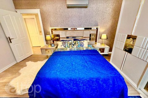 آپارتمان در  Mahmutlar ، امارات متحده عربی 2 خوابه ، 135 متر مربع.  شماره 84166 - 5