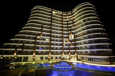 آپارتمان در  Mahmutlar ، امارات متحده عربی 3 خوابه ، 160 متر مربع.  شماره 82313 - 19