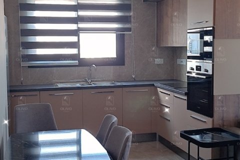 آپارتمان در  Girne ، امارات متحده عربی 2 خوابه ، 90 متر مربع.  شماره 83756 - 2