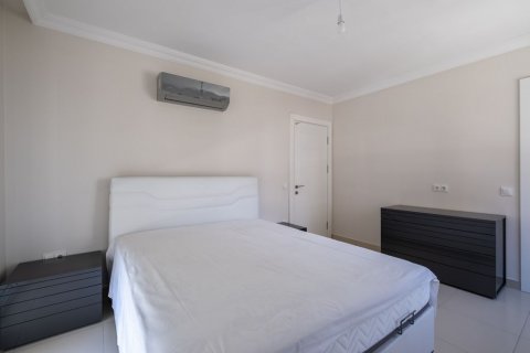 آپارتمان در  Mahmutlar ، امارات متحده عربی 3 خوابه ، 135 متر مربع.  شماره 82997 - 29