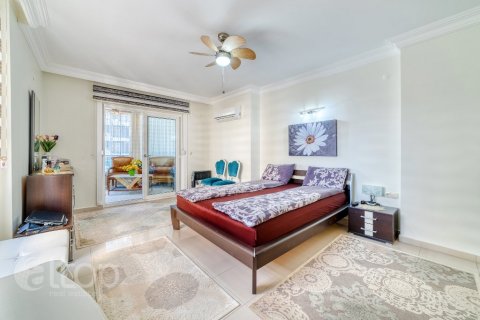 آپارتمان در  Mahmutlar ، امارات متحده عربی 2 خوابه ، 170 متر مربع.  شماره 80281 - 25