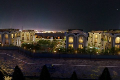 ویلا در  Istanbul ، امارات متحده عربی 2 خوابه ، 450 متر مربع.  شماره 41975 - 4