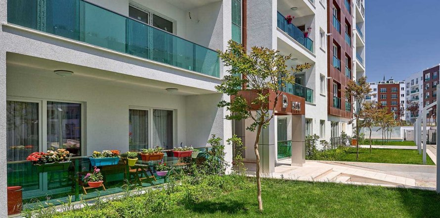 آپارتمان در در Ahenk Istanbul Beylikduezue ، امارات متحده عربی 1 خوابه ، 69.5 متر مربع.  شماره 85125