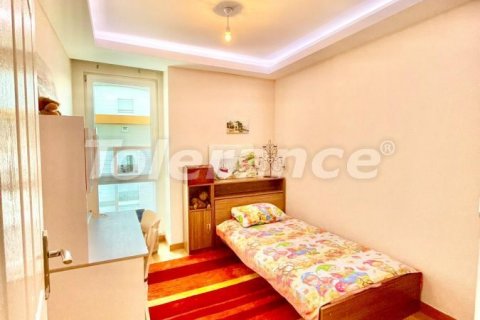 آپارتمان در  Antalya ، امارات متحده عربی 2 خوابه ، 120 متر مربع.  شماره 80743 - 7