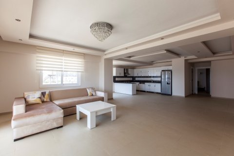 آپارتمان در  Mersin ، امارات متحده عربی 3 خوابه ، 150 متر مربع.  شماره 84642 - 17