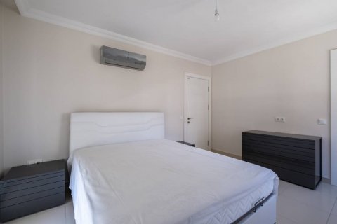 آپارتمان در  Mahmutlar ، امارات متحده عربی 3 خوابه ، 135 متر مربع.  شماره 84355 - 22