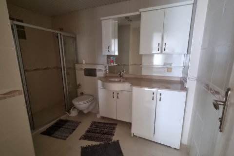 آپارتمان در  Cikcilli ، امارات متحده عربی 4 خوابه ، 170 متر مربع.  شماره 79724 - 22