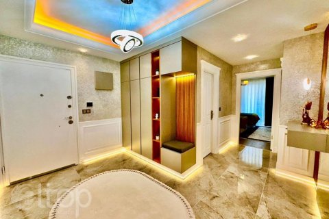 آپارتمان در  Mahmutlar ، امارات متحده عربی 2 خوابه ، 135 متر مربع.  شماره 84166 - 9